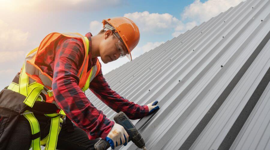 Professional Emergency Roof Repairs services in Alma, WI